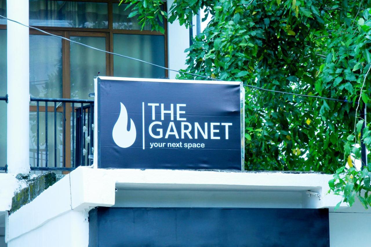 The Garnet Mirissa Hotel Ngoại thất bức ảnh
