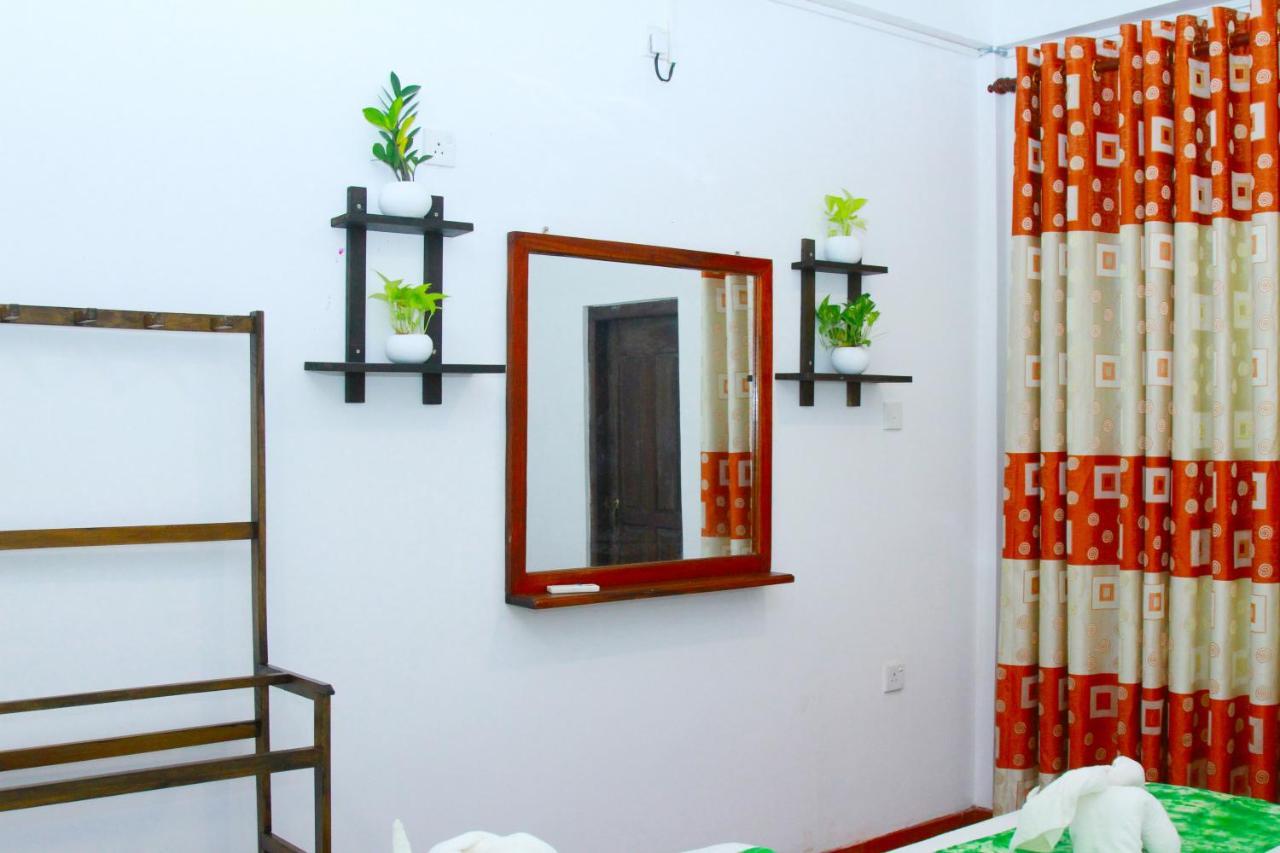 The Garnet Mirissa Hotel Ngoại thất bức ảnh